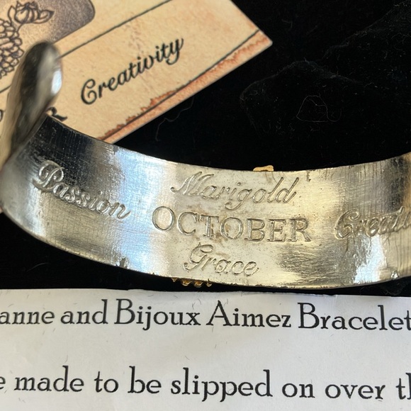 October birthday bracelet - Picture 3 of 3